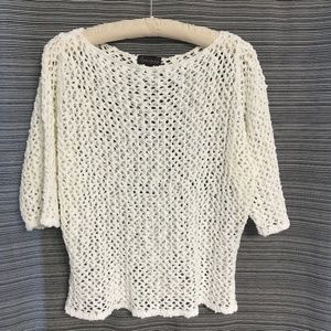 Apropos White Crocheted Cropped Sweater in size S/M.